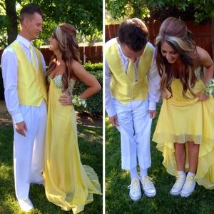 ✂️SALE! Prom season✂️ yellow formal dress
