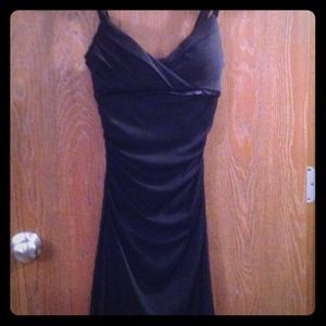 HI-Lo Black Formal Dress