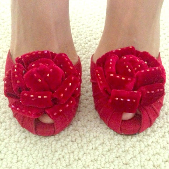 👠Red flower heels🌹