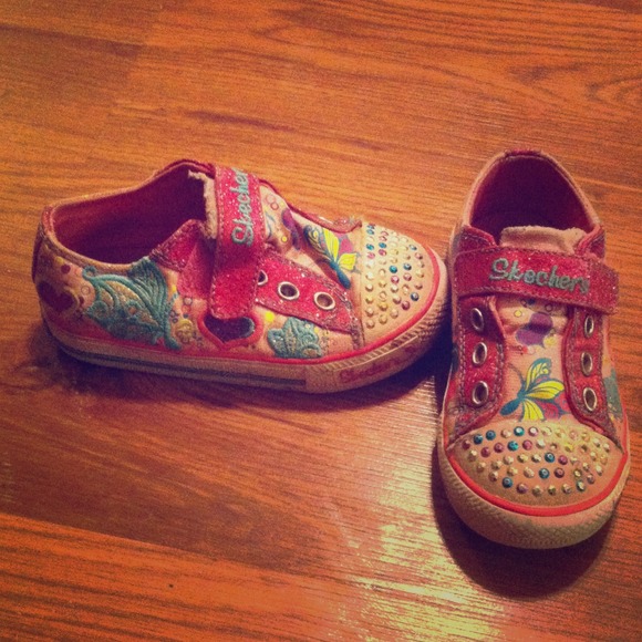 Skechers
