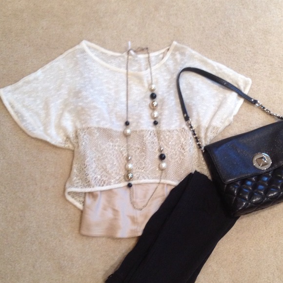 Bundle- Lacey Cream Top & Express Tank xs