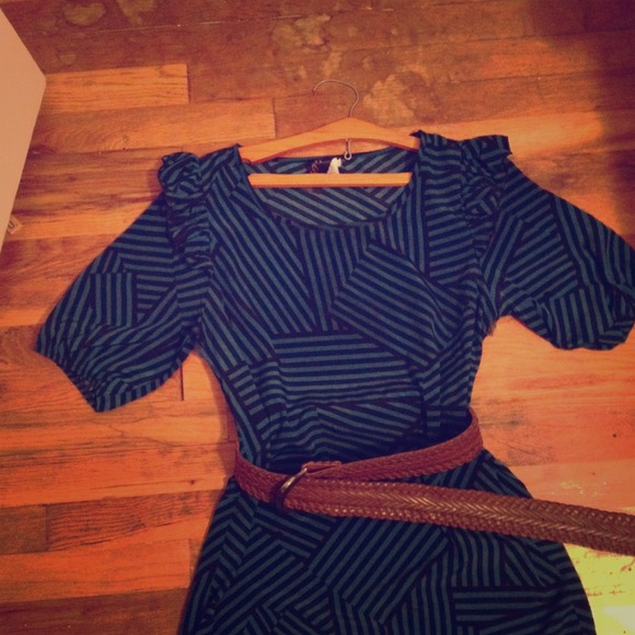 Super cute dress!