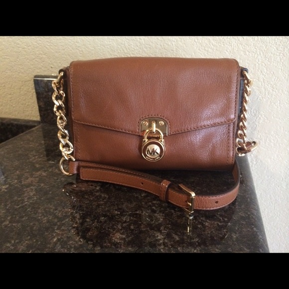✨New Michael Kors Hamilton SM messenger crossbody
