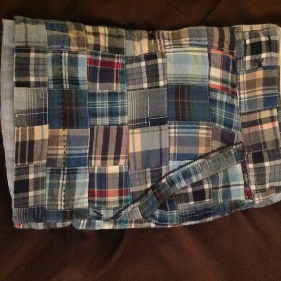 Adorable Plaid Mini. Like New. - Picture 3 of 4