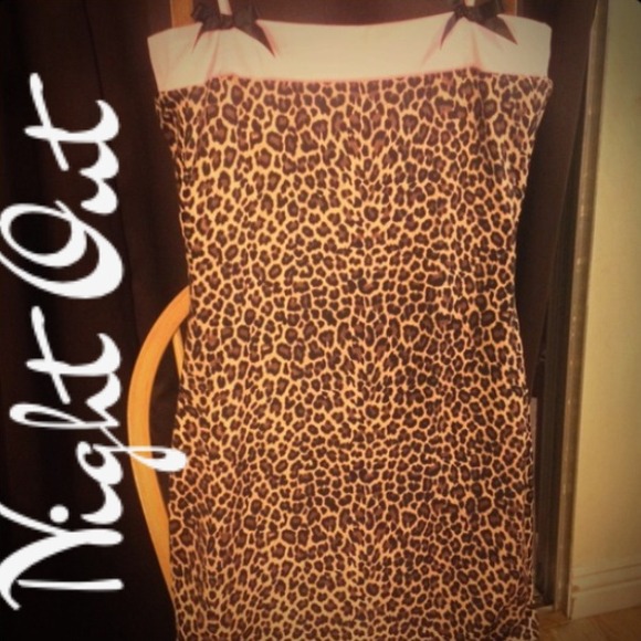 Leopard print pinup dress