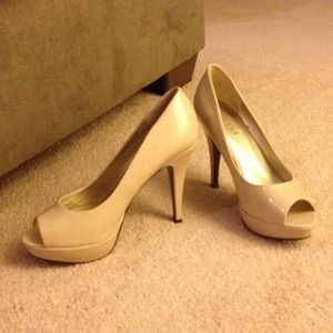 Guess nude heels
