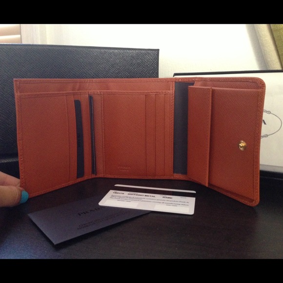 🚫Sold🚫Authentic Prada Papaya Tri Fold Wallet - Picture 3 of 3