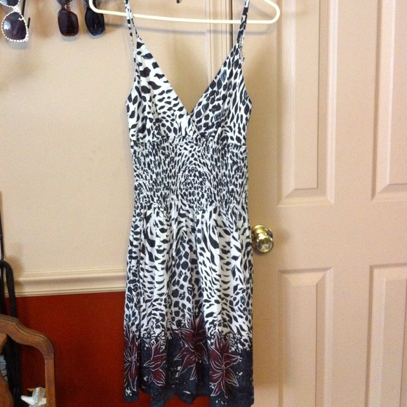 NWT Ocean Breeze dress w/liner L/XL great 4 Xmas