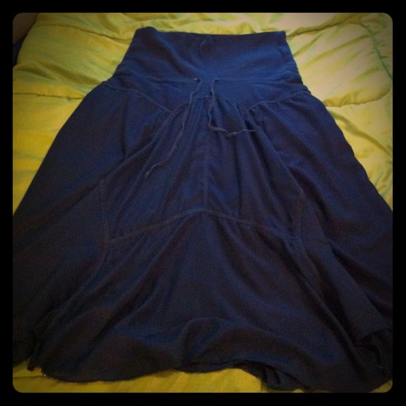 Navy Peasant Skirt!