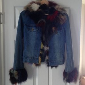 NWT Beautiful Sheri Bodell Small fur trim jacket