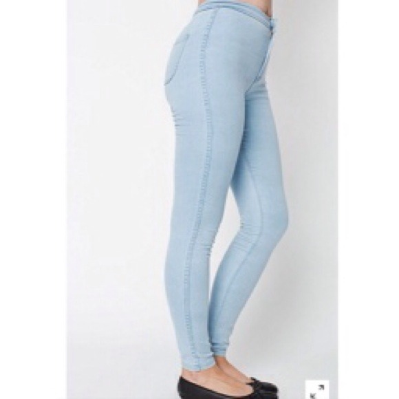 AA light wash easy jeans