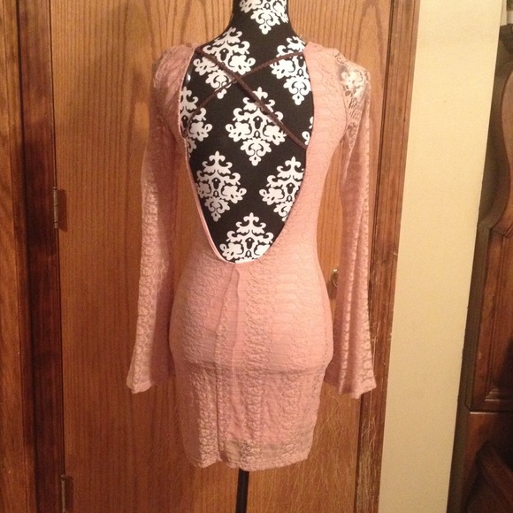 Dress - Picture 2 of 3