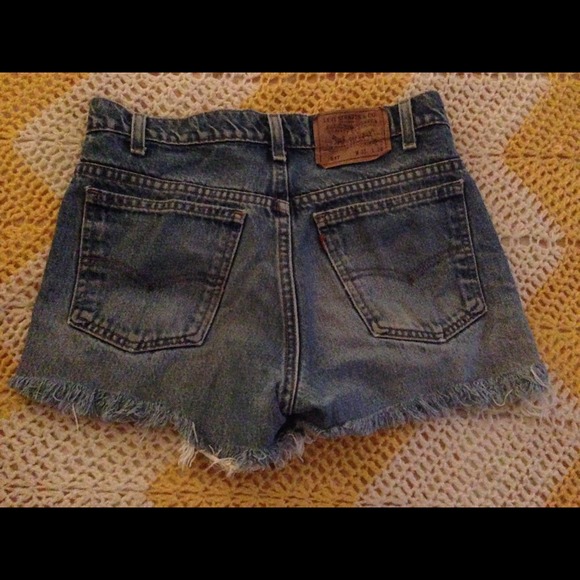 💌sold💌Levi's vintage high wasted shorts