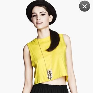 🎉 Host Pick 🎉 1/12/14 Yellow Cropped Tank Top