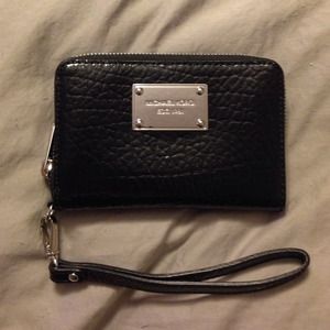 SOLD!! Authentic Michael Kors iPhone wristlet