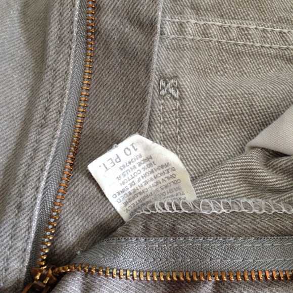 high waist cutoff shorts - Picture 3 of 3