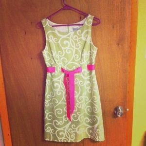 SOLD! Darling Jessica Howard dress