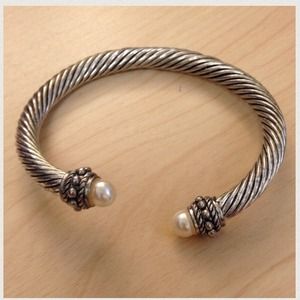 David Yurman Style bangle/bracelet👌