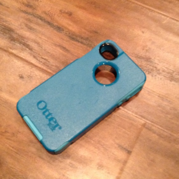 Otter boxes bundle w/purple & white