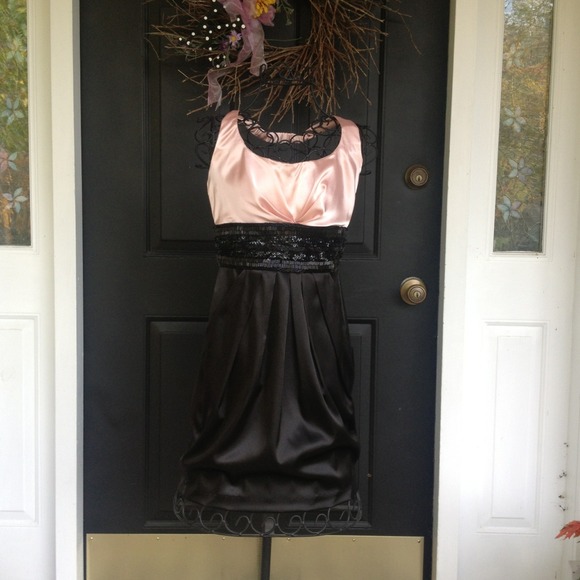 NEVER BEEN WORN cocktail dress!!