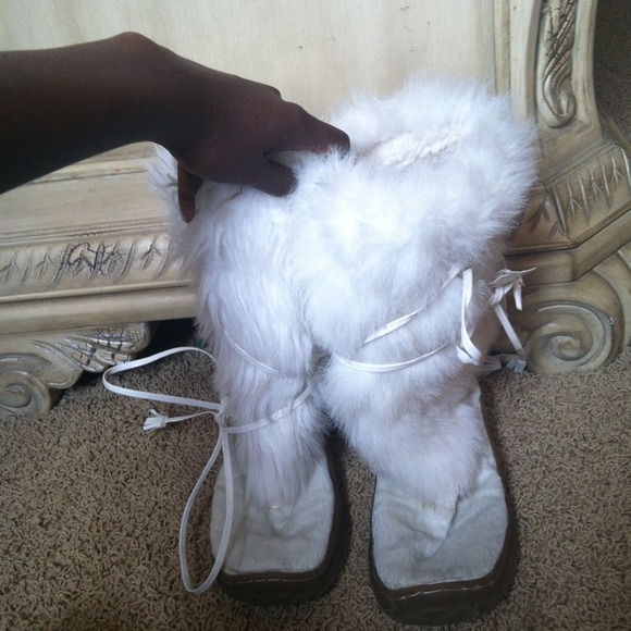 Faux fur winter boots