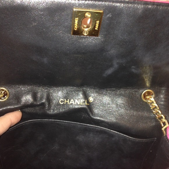 ❤️SOLD Authentic Vintage Chanel Pink Flap - Picture 3 of 4