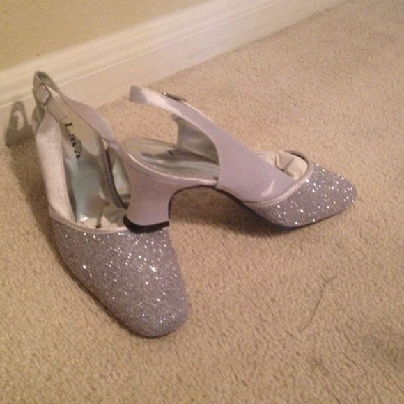 Formal shoes