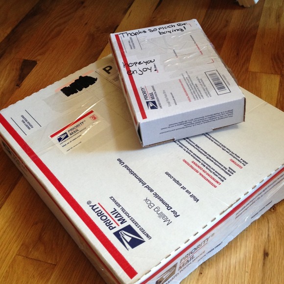 Packages shipping!