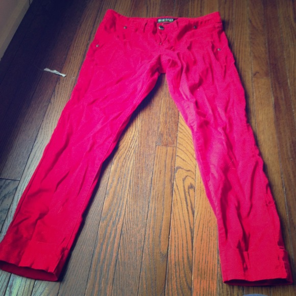 red skinnies