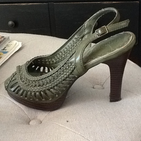 Green heels☀