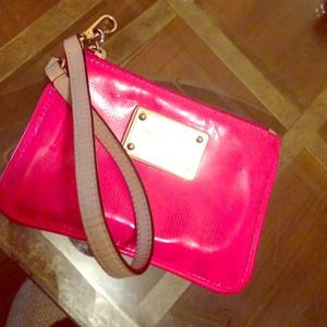 Michael kors wristlet