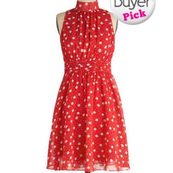 🚫 TRADED Windy City dress in strawberry - Picture 1 of 1