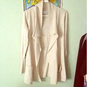 BUNDLE! Cardigan + bracelet