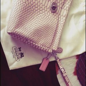 COACH Pink Python Clutch PURSE BAG PURSE WRISTLET