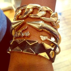 Arm Candy