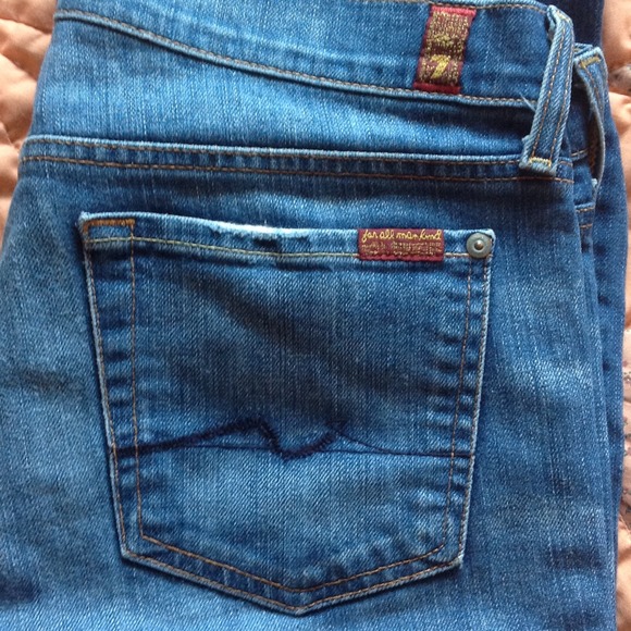 ✨TRADED✨7 for all Mankind Jeans