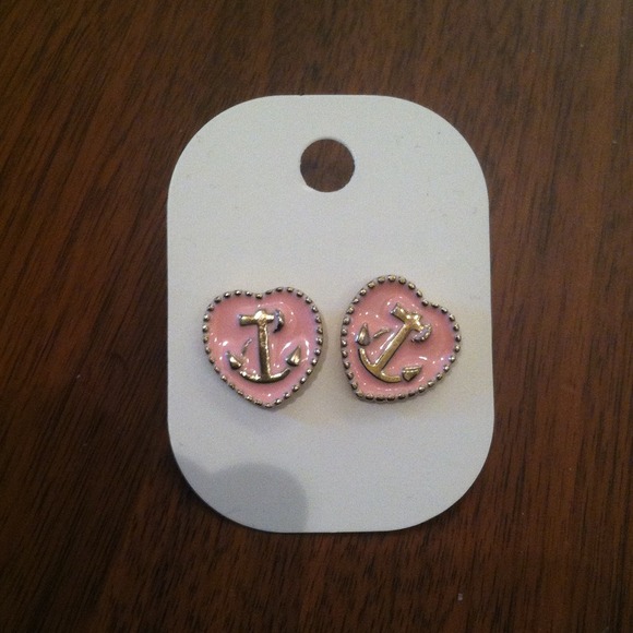 Vintage inspired anchor earrings