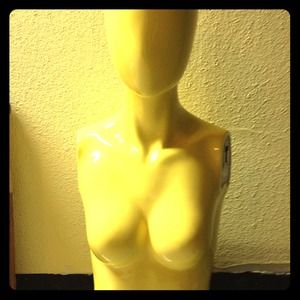 Yellow manic-an