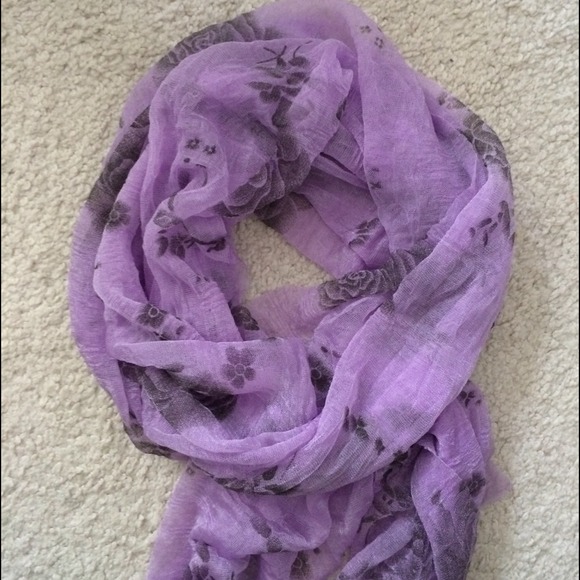 Scarfs(bundle!)🌟 - Picture 3 of 4