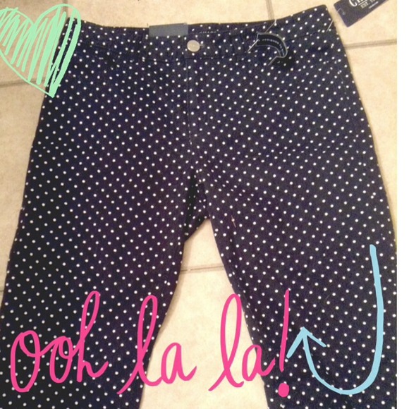 Chaps polka dot pants.💕