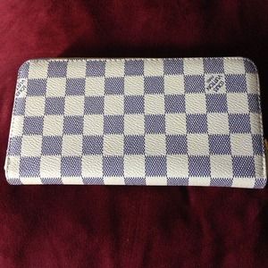 Lv wallet ..:)