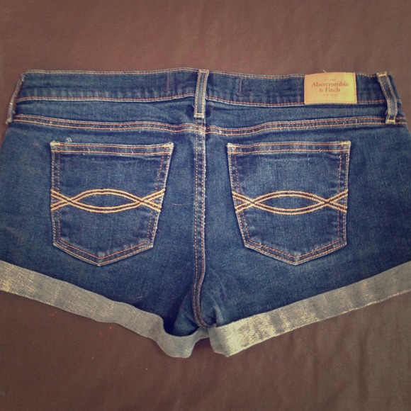 Abercrombie & Fitch rolled jean shorts