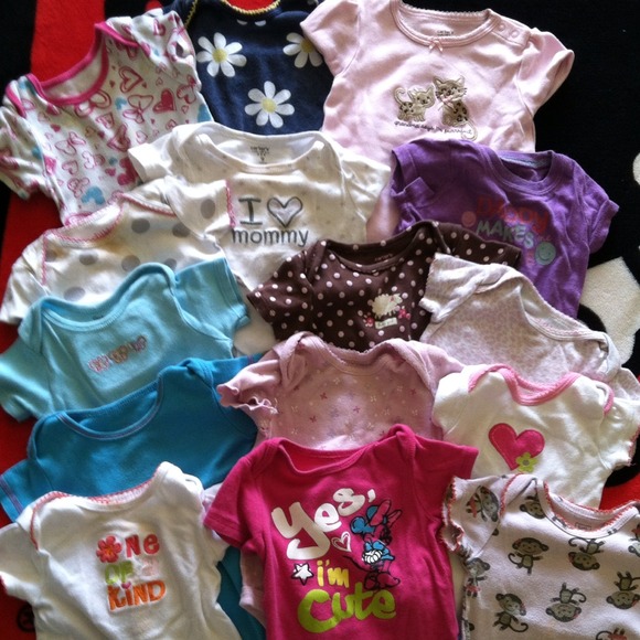 ⛔️14 Onesies⛔️