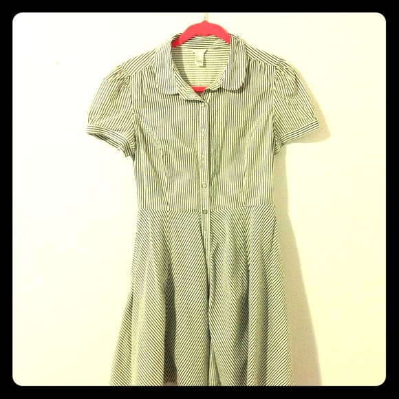 Black and white stripes shirt dress