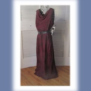 Donna Ricci maxi dress queen size wine and roses