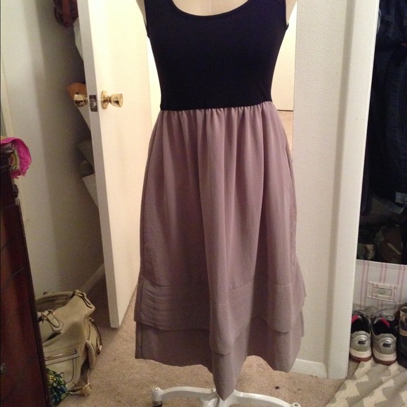 Sweet Black and Taupe Dress - Picture 4 of 4