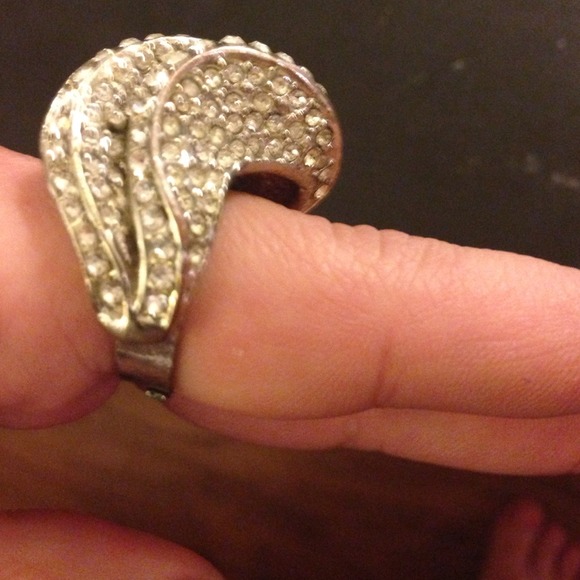 Host Pick! Curved Crystal Cocktail Ring - Picture 3 of 4