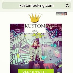 Find us online now !