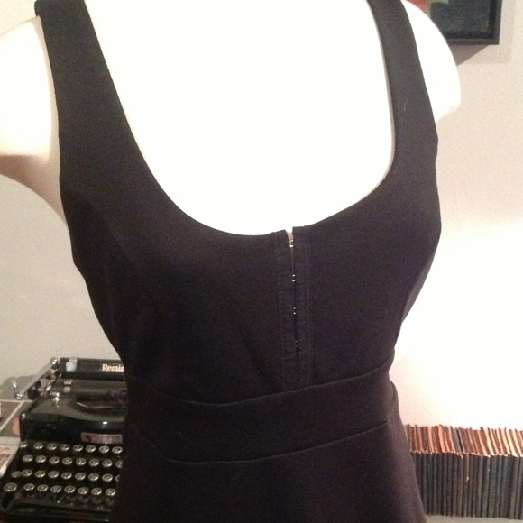 🎁SOLD!🎁Solemio LBD sexy short black party dress - Picture 3 of 4