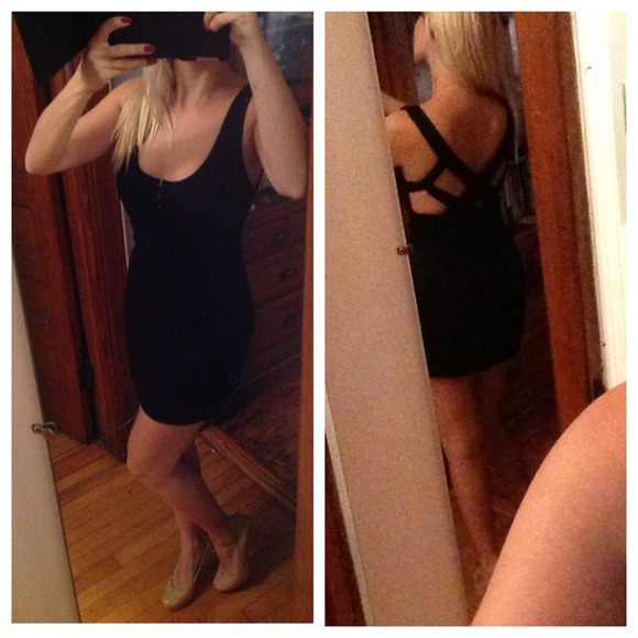 🎁SOLD!🎁Solemio LBD sexy short black party dress - Picture 4 of 4